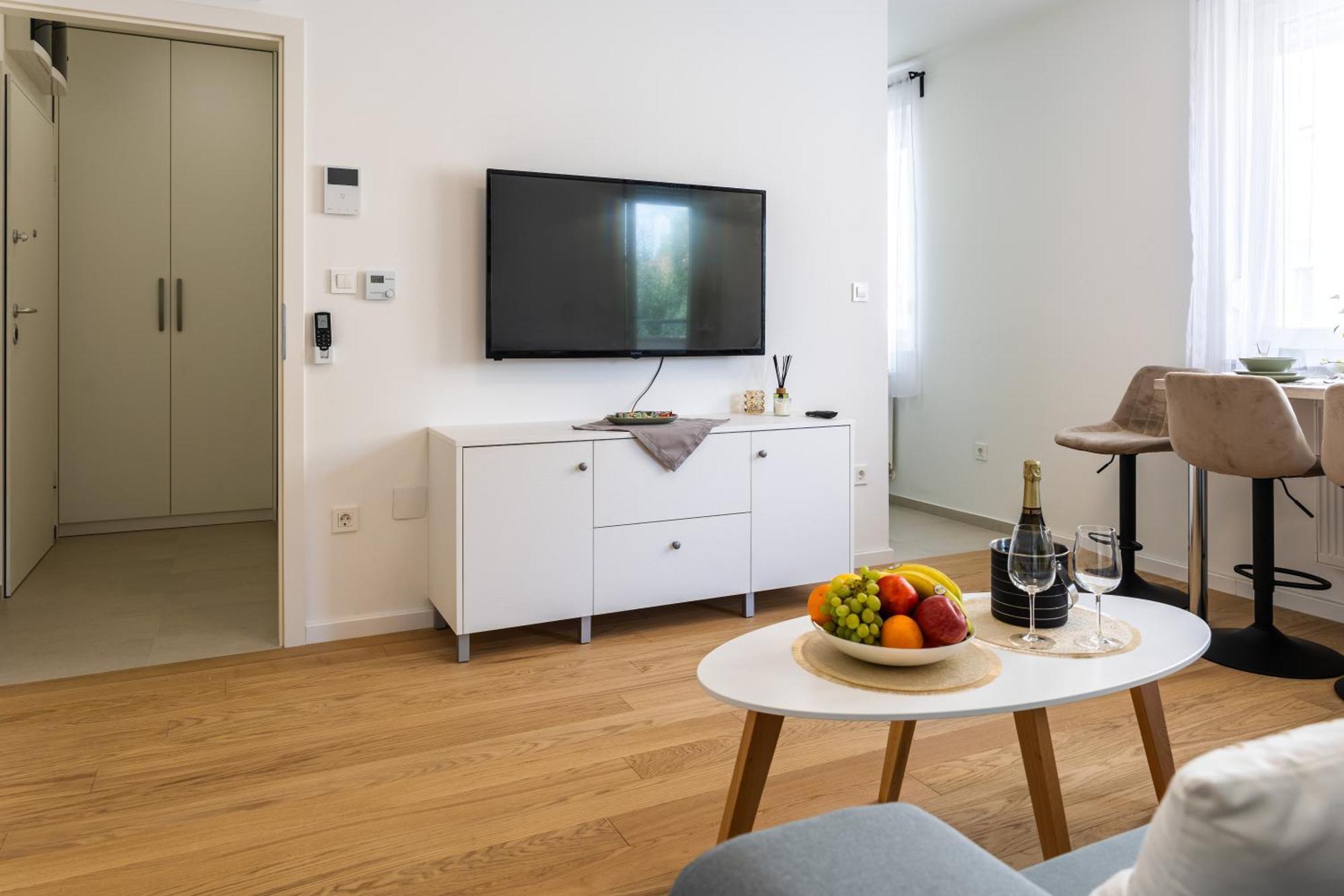 Ninas Apartman ซาเกร็บ ภายนอก รูปภาพ
